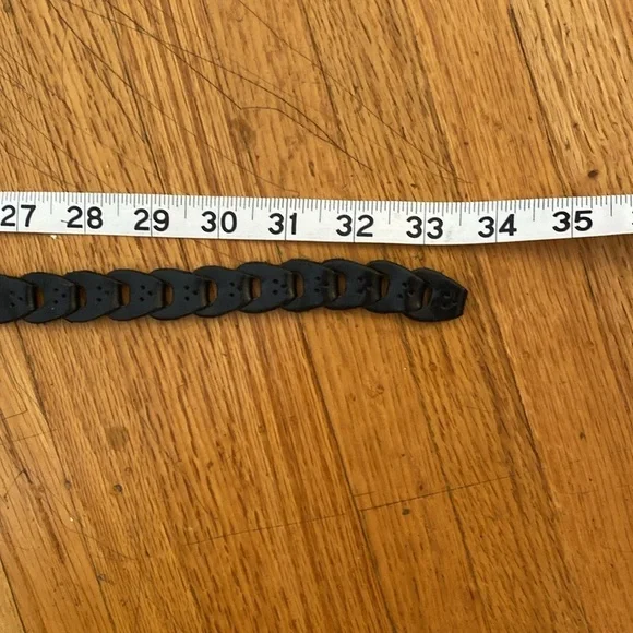 Black leather chain belt metal round buckle 34.5” - Picture 6 of 7